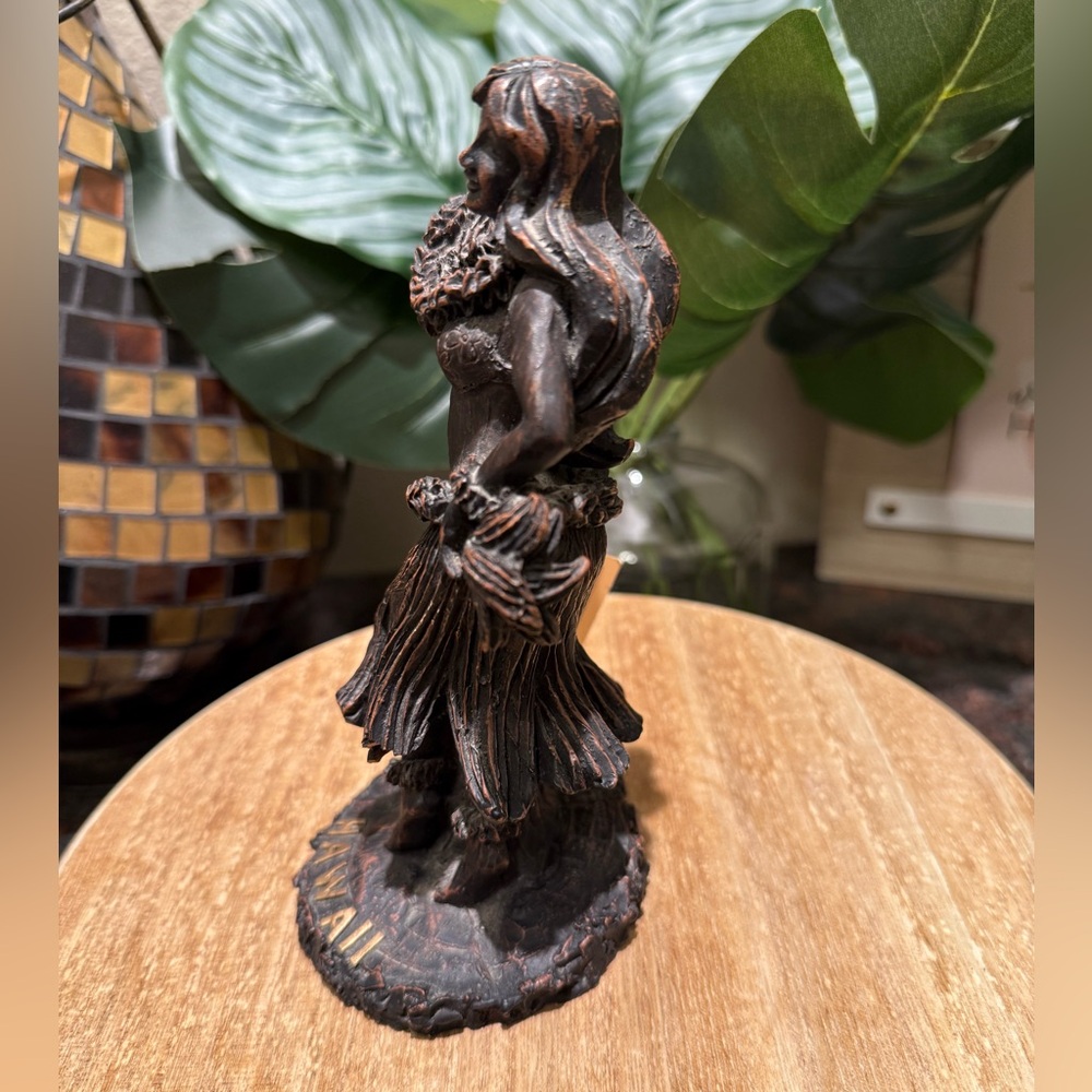 RARE- KC Company Hawaii, Vintage Wood Resin Hawaiian Carved Hula Girl 7" Figure - Picture 3 of 16